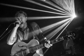 07.11.2015 / Steaming Satellites